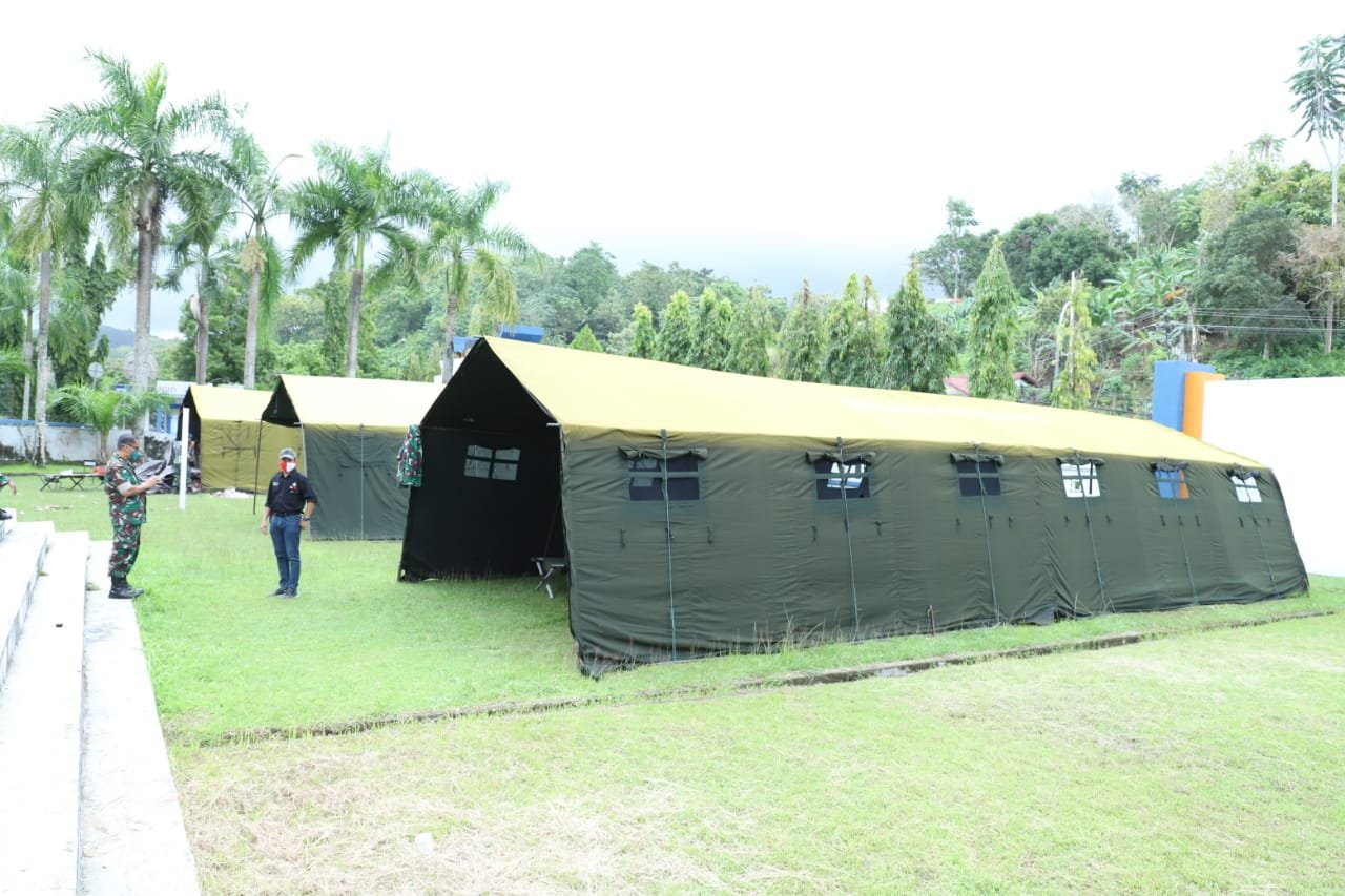 TNI Dirikan Tenda Pengungsian dan Layanan Kesehatan untuk Korban Gempa Mamuju