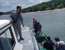 Bakamla RI Turunkan Patroli Bantu Perbaiki Rumah Rusak di Tual