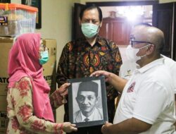 Kemensos Salurkan Bantuan untuk Para Pejuang Bangsa