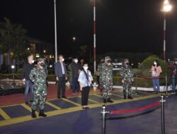 Panglima TNI Sambut WNI yang Tiba dari Afghanistan