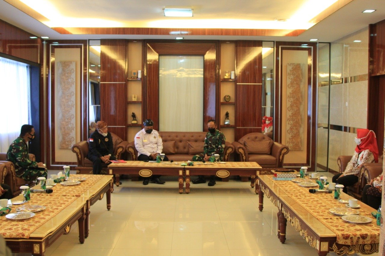 Pangdam XVII/Cenderawasih Terima Kunjungan Paguyuban Pasundan