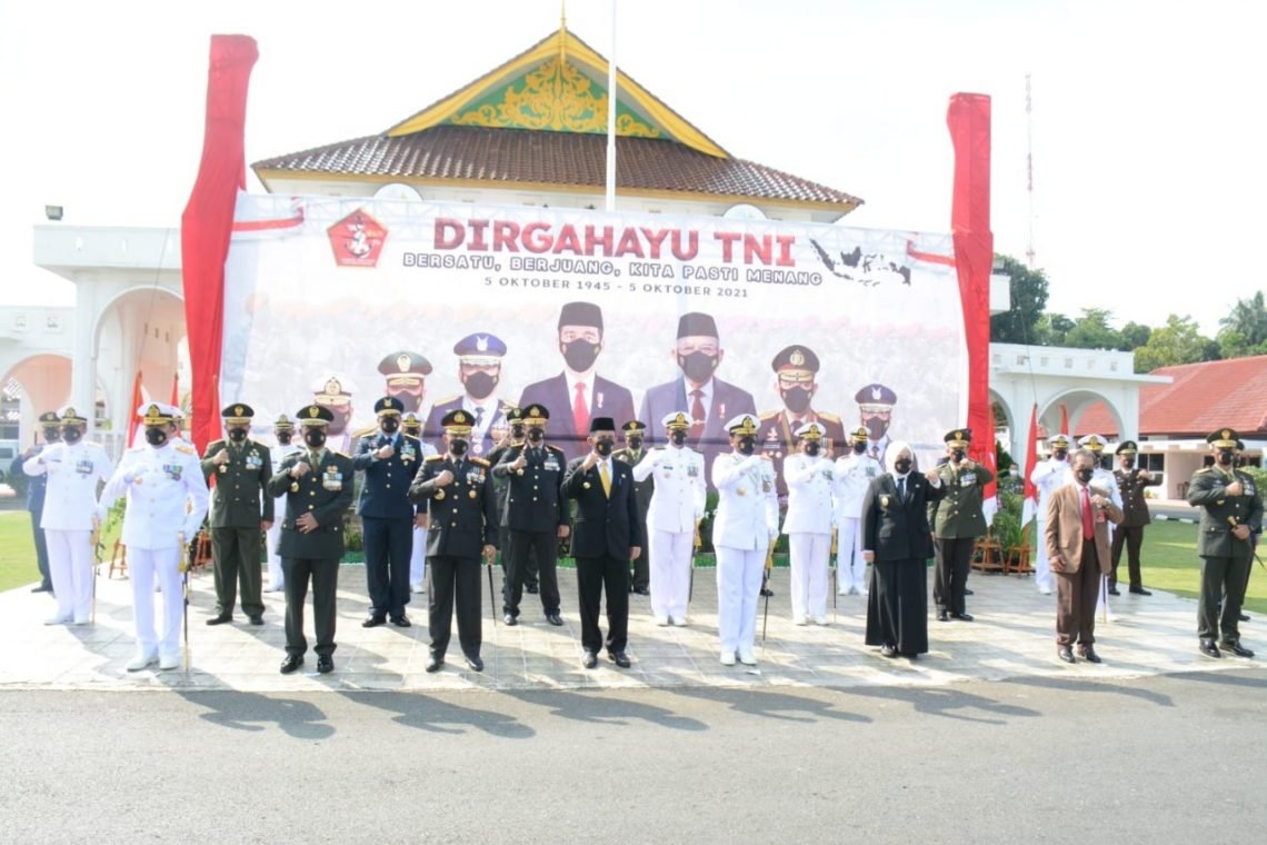 Pangkogabwilhan I Hadiri Upacara HUT ke-76 TNI 2021 Secara Virtual