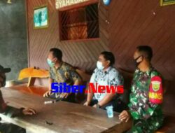 Dua Anggota TNI Kunjungi Rumah Warga, Ini Tujuannya