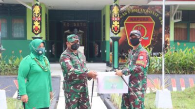 Danrem 121 ABW Cek Prajurit di Perbatasan Saat Kunjungi Satgas Yonif 642 Kapuas