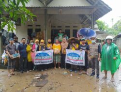 AGPAII Tangsel Bantu Korban Banjir di Lebak