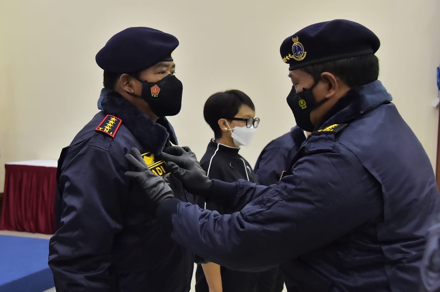 Panglima TNI Terima Brevet Kehormatan Hidro-Oseanografi AL