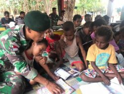 Yonif 411 Kostrad Beri Bimbel Anak-Anak di Perbatasan RI-PNG