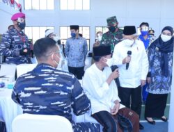 Kasal Dampingi Wapres Tinjau Vaksinasi Kedua di Ponpes An Nawawi Tanar