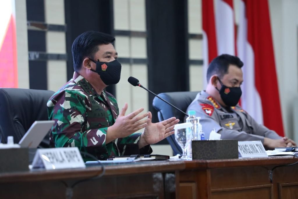 Panglima TNI: Sinergi TNI-Polri dan Instansi Ubah Pandemi Jadi Endemi