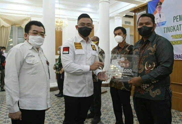 Wagub Banten Apresiasi 433 Perusahaan Patuh K3