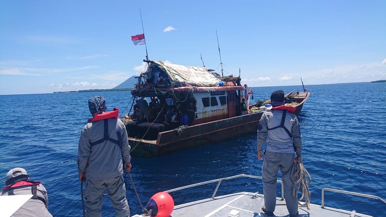 Bakamla RI Amankan Kawasan Wisata Bahari Manado saat Patroli