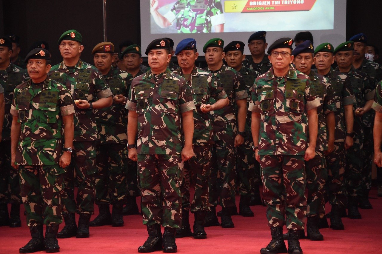 Panglima TNI Pimpin Upacara Kenaikan Pangkat 49 Perwira Tinggi