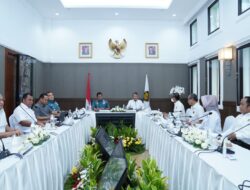 Panglima TNI Hadir di Rapat Bahas Penambangan Ilegal