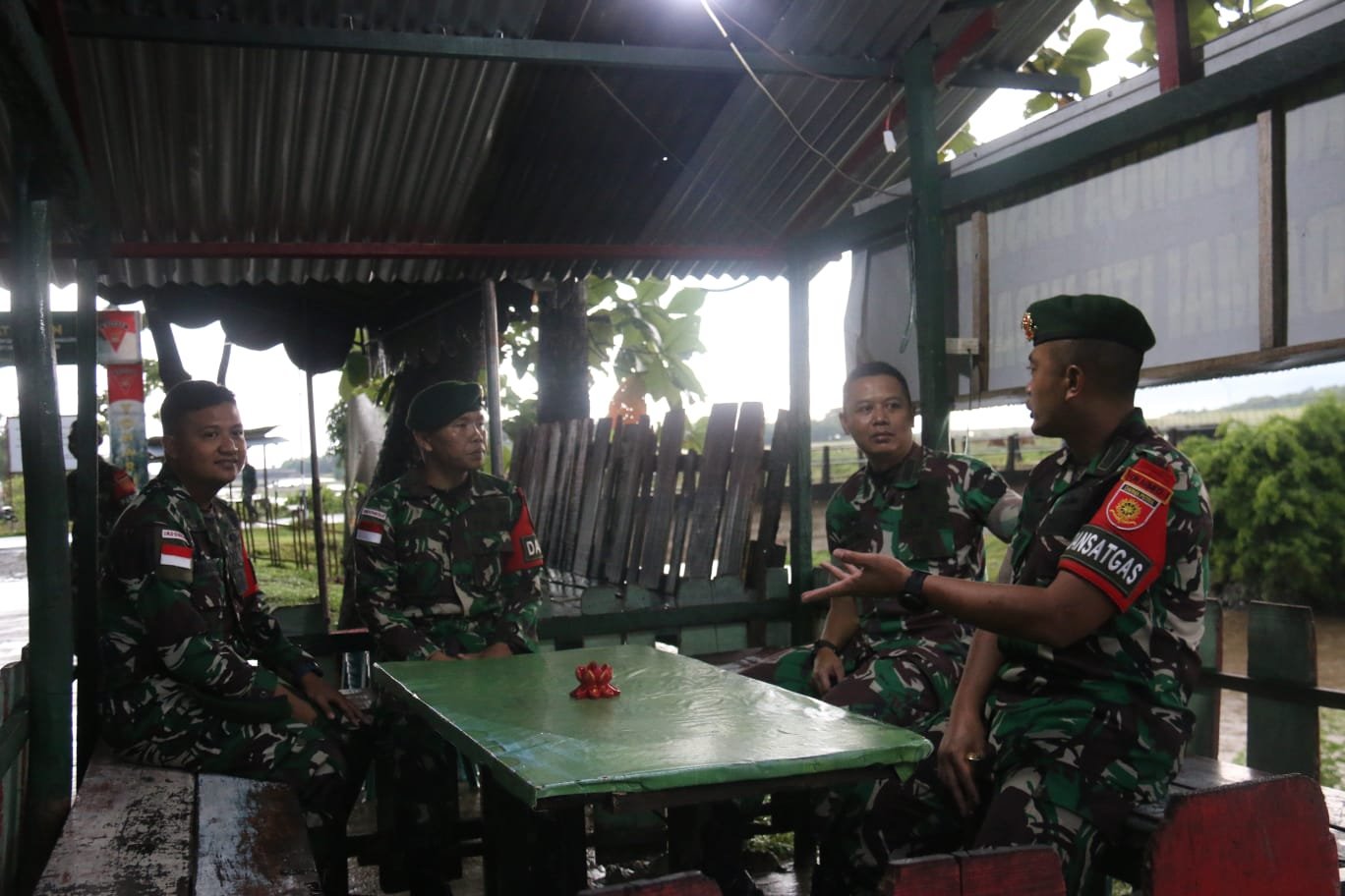 Satgas Yonarmed 1 Kostrad Terima Kunjungan Tim Wasops Mabesad