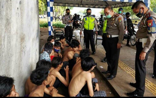 Puluhan Remaja Anarko Dibekuk Saat Akan Rusuhkan Demo di Depan DPR MPR