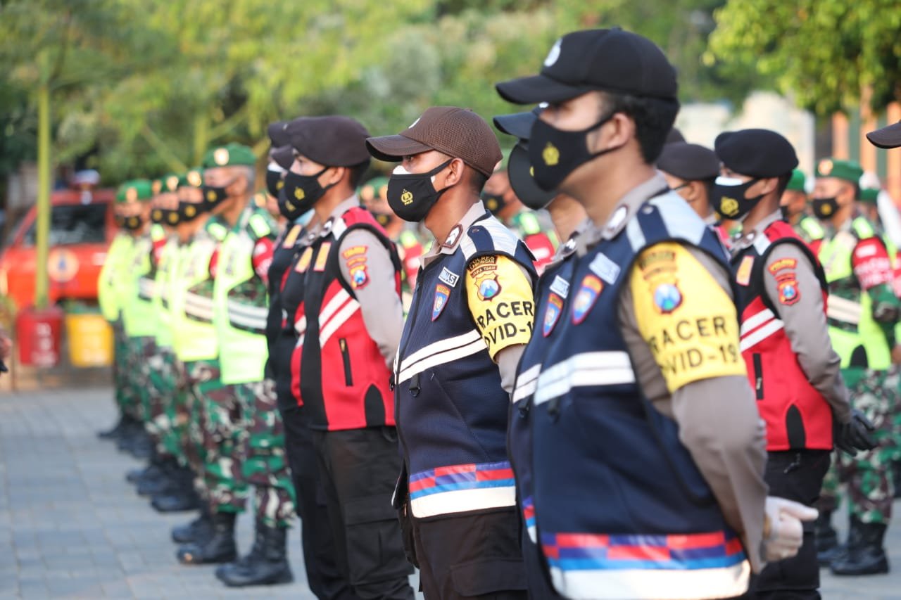 Panglima TNI dan Kapolri Pimpin Apel Satgas Covid-19 di Lamongan