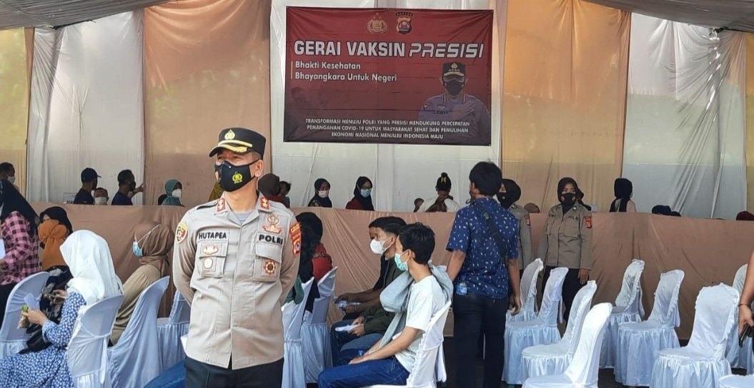 Polres Serang Kota Banten Gelar Vaksinasi Presisi dengan Berbagai Hadiah