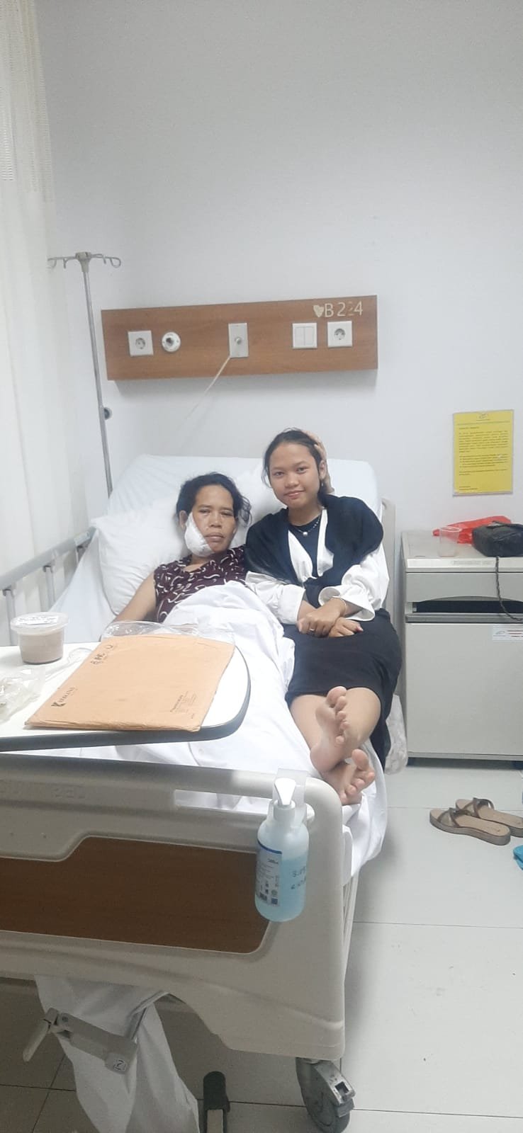 Perjuangan Farah dan Ibu Lawan Kanker Rahim: Aku Temani Sampai Sembuh