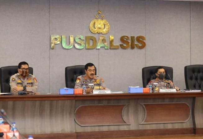 Kabaharkam Polri Himbau Bhabinkamtibmas Sosialisasi Protokol Covid Aman dan Produktif