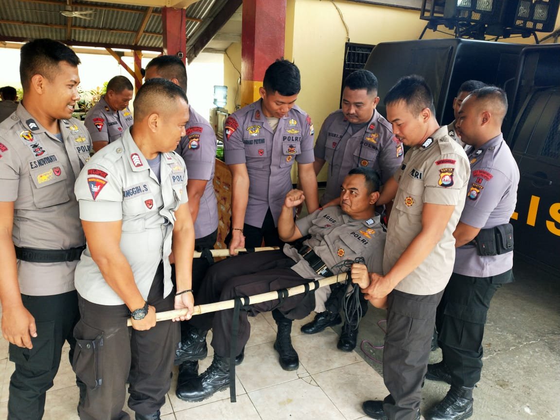 Personil Sat Brimob Polda Banten Intens Latihan Siaga Bencana Alam