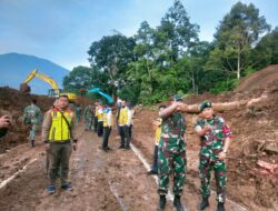 Ratusan Prajurit Zeni AD Dikerahkan ke Cianjur Pasca Gempa