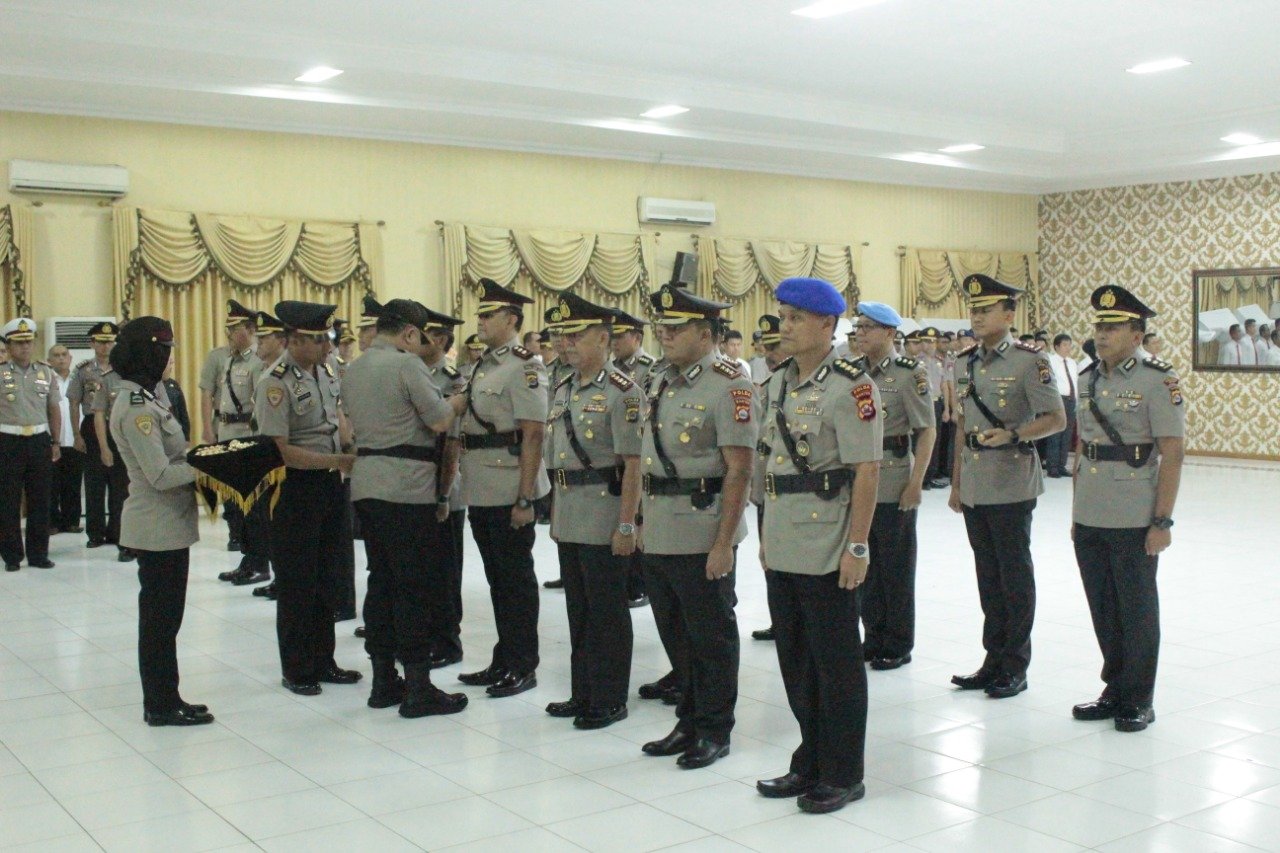 Kapolda Banten Lantik 8 Pejabat Utama Termasuk Kapolres Serang