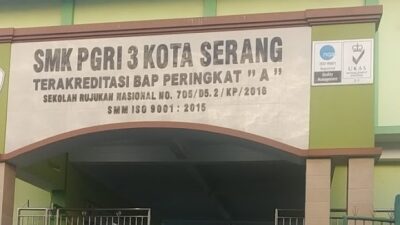 Oknum Guru SMK PGRI 3 Kota Serang Ancam Siswa Lewat Chat WA