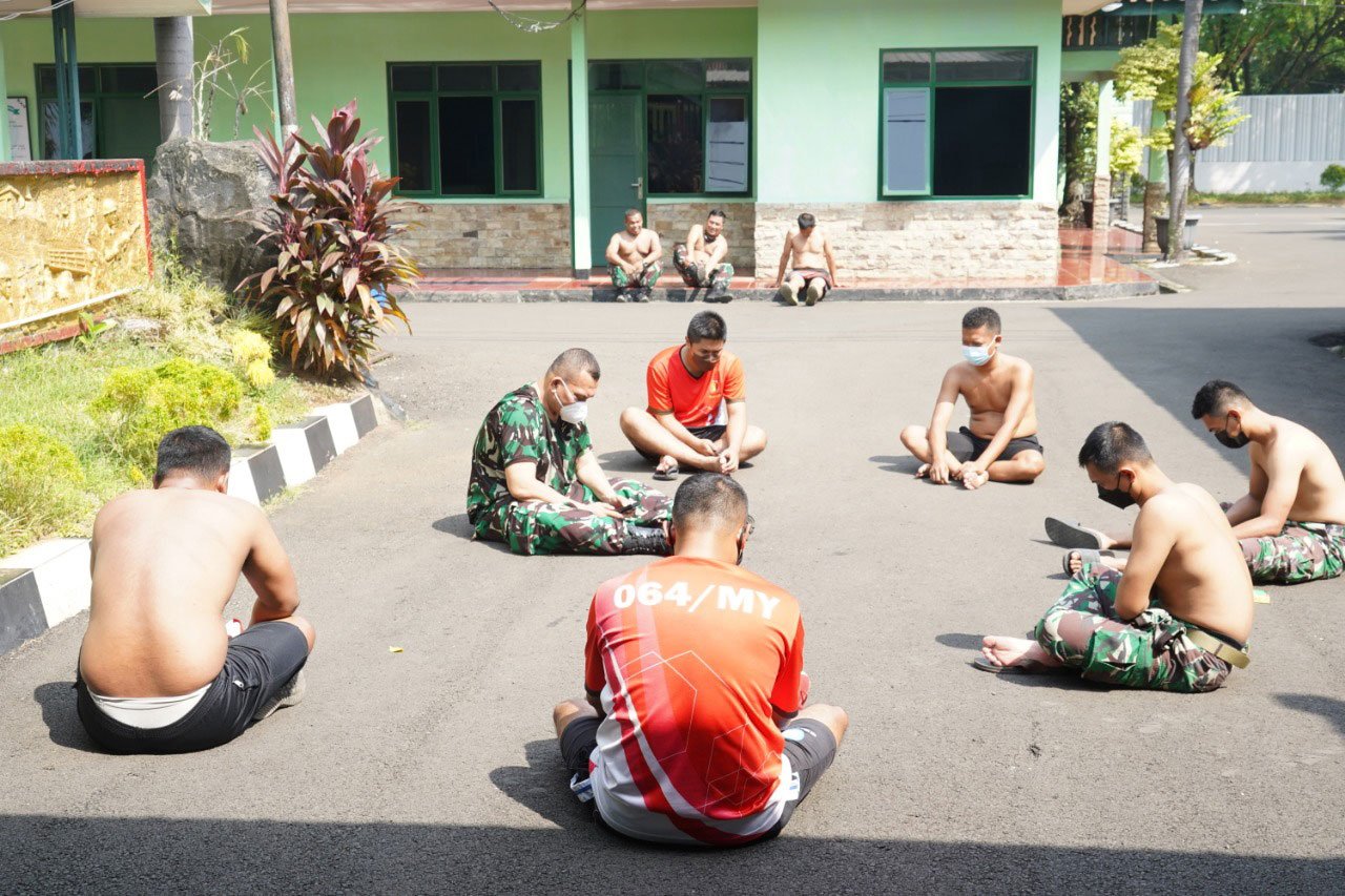 Kompak, Anggota Korem 064/MY Jemur Diri Lawan Covid-19