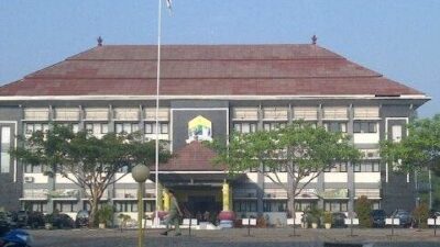 Bangunan Pemkot Serang Diduga Tak Miliki IMB, GMAKS dan LMPI Minta Audiensi ke DPRD