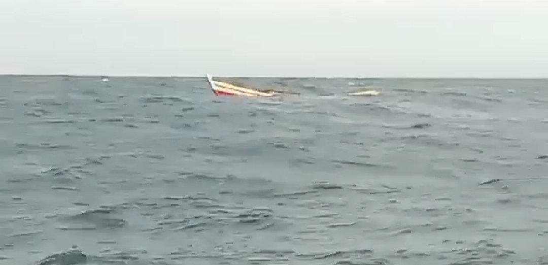 Perahu Terbalik di Perairan Banten Selatan, 17 Nelayan Jadi Korban, 1 Tewas