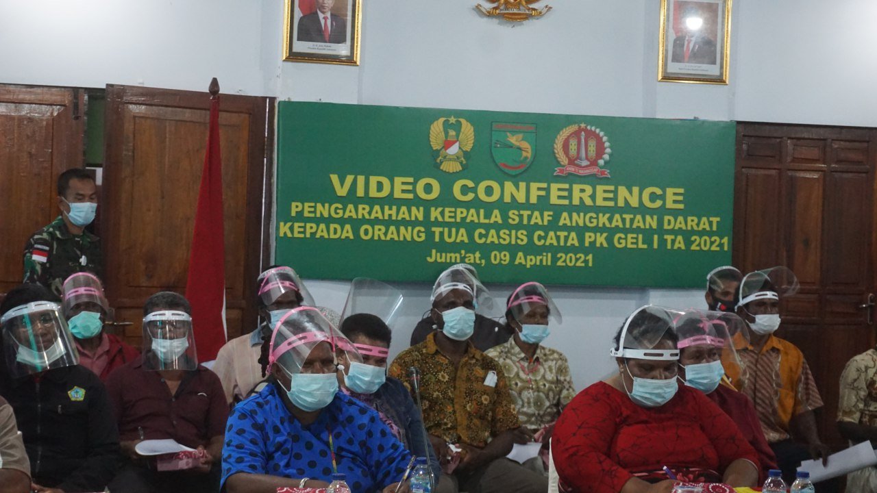 Danrem Merauke dan Orang Tua Casis Ikuti Pengarahan Kasad Secara Virtual