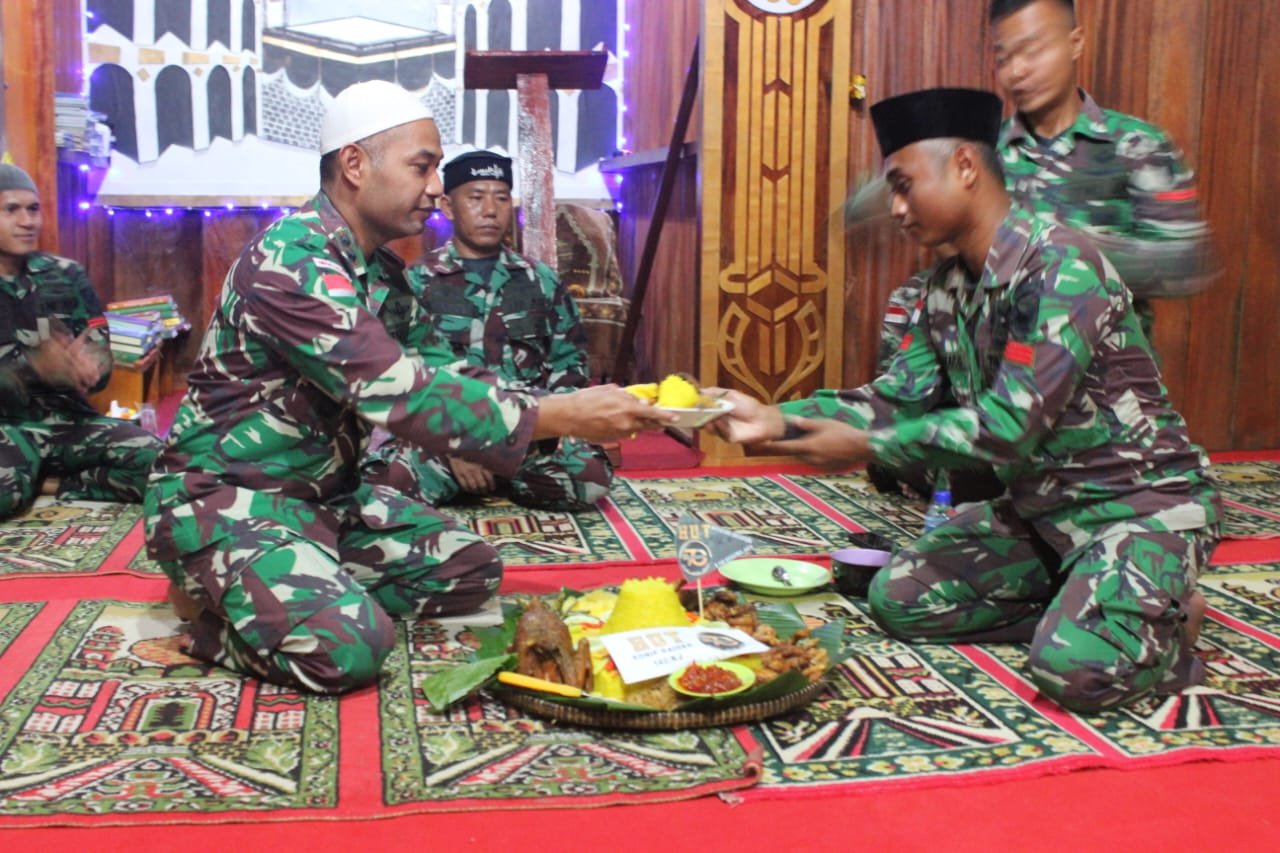 Doa Bersama dan Ikrar Kesetiaan Rayakan HUT ke-70 Yonif Raider 142/KJ di Papua