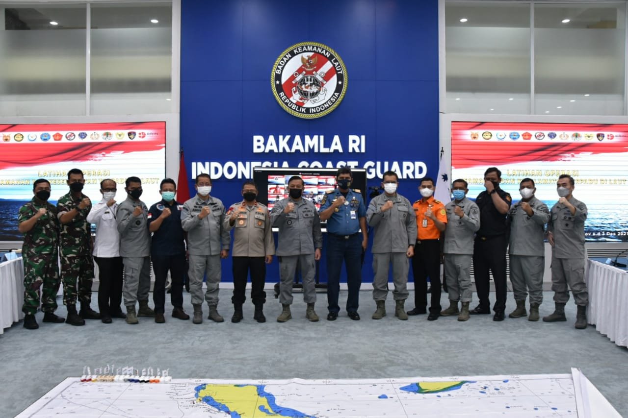 Bakamla RI Laksanakan Latihan Terpadu Keamanan dan Keselamatan di Laut