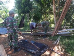 Satgas Pamtas Yonif Mekanis 516/CY Renovasi Rumah Warga Saferia