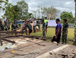 Sambut HUT TNI ke-77, Satgas Yonif Raider 600/Modang Gelar Karya Bakti di Mappi