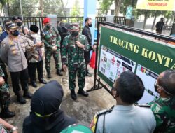 Panglima TNI Cek Kesiapan Tenaga Tracer di Puskesmas Sidoarjo dan Malang