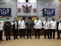 Ketua Komisi VIII DPR Yandri Susanto Puji Anggaran Kementerian Sosial