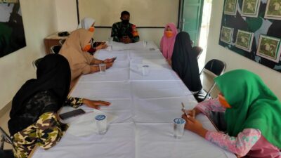 Koramil 0225 Tirtayasa Sediakan Wifi Gratis dan HP Babinsa untuk Belajar Siswa