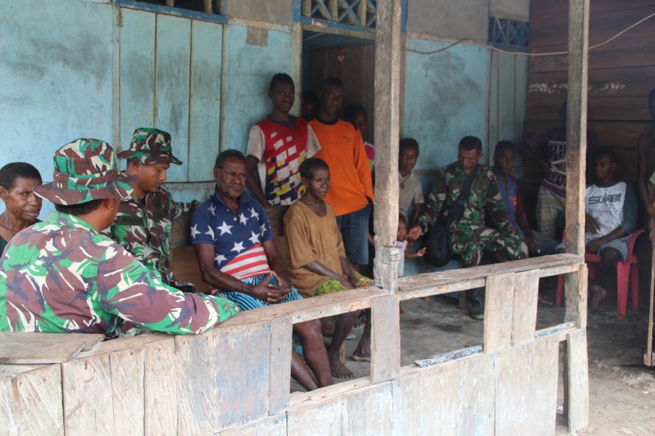 Dand Satgas TMMD Ke-107 Kunjungi Tokoh Kampung Epem