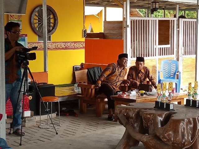 Semarak Lomba Adzan Abah Otong di Stable