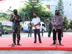 Panglima TNI Tinjau Isoter Terapung KM Tidar Jayapura