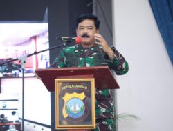 Panglima TNI dan Kapolri Tinjau Vaksinasi Personel di Polda Kepri