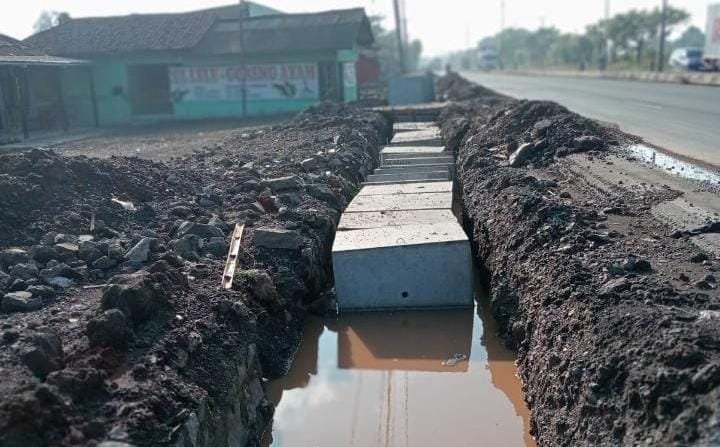 Diduga Pemeliharaan Jalan Nasional Jabar Wilayah-1 Tidak Sesuai KAK