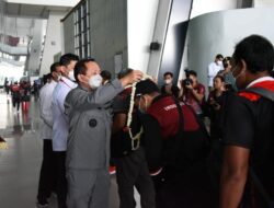 Kepala Bakamla RI Sambut Atlet Indonesia di SEA Games ke-31