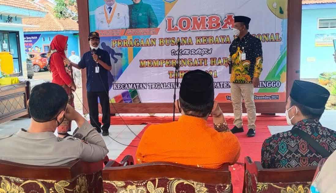 Kecamatan Tegalsiwalan Adakan Lomba Peragaan Busana Kebaya Nasional