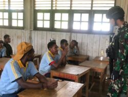 Yonif 143/TWEJ Bentuk Generasi Cinta Tanah Air di Perbatasan RI-PNG