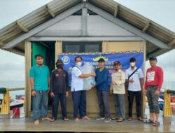 Serang Terima 12 Ribu Benih Ikan Bawal Bintang untuk Nelayan