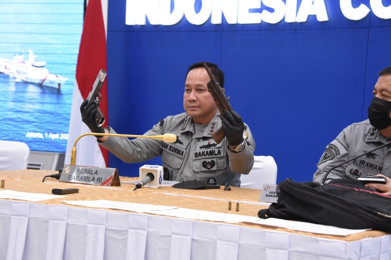 Bakamla RI Gali Temuan Senjata Rakitan di Teluk Ambon