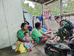 Komsos Kreatif Yonif 126/KC Jalin Silaturahmi dan Layani Kesehatan di Perbatasan
