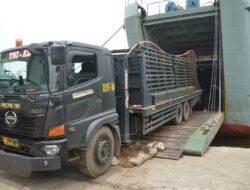 Kapal ADRI-L Kembali dari Misi Kemanusiaan di Kalsel